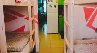 Гостиница Dostoyevsky Hostel Улан-Удэ Кровать в общем четырехместном номере для мужчин и женщин-8